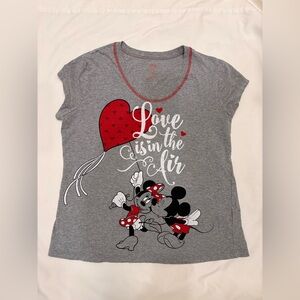 Disney Mickey and Minnie Gray Short Sleeve Shirt Size L